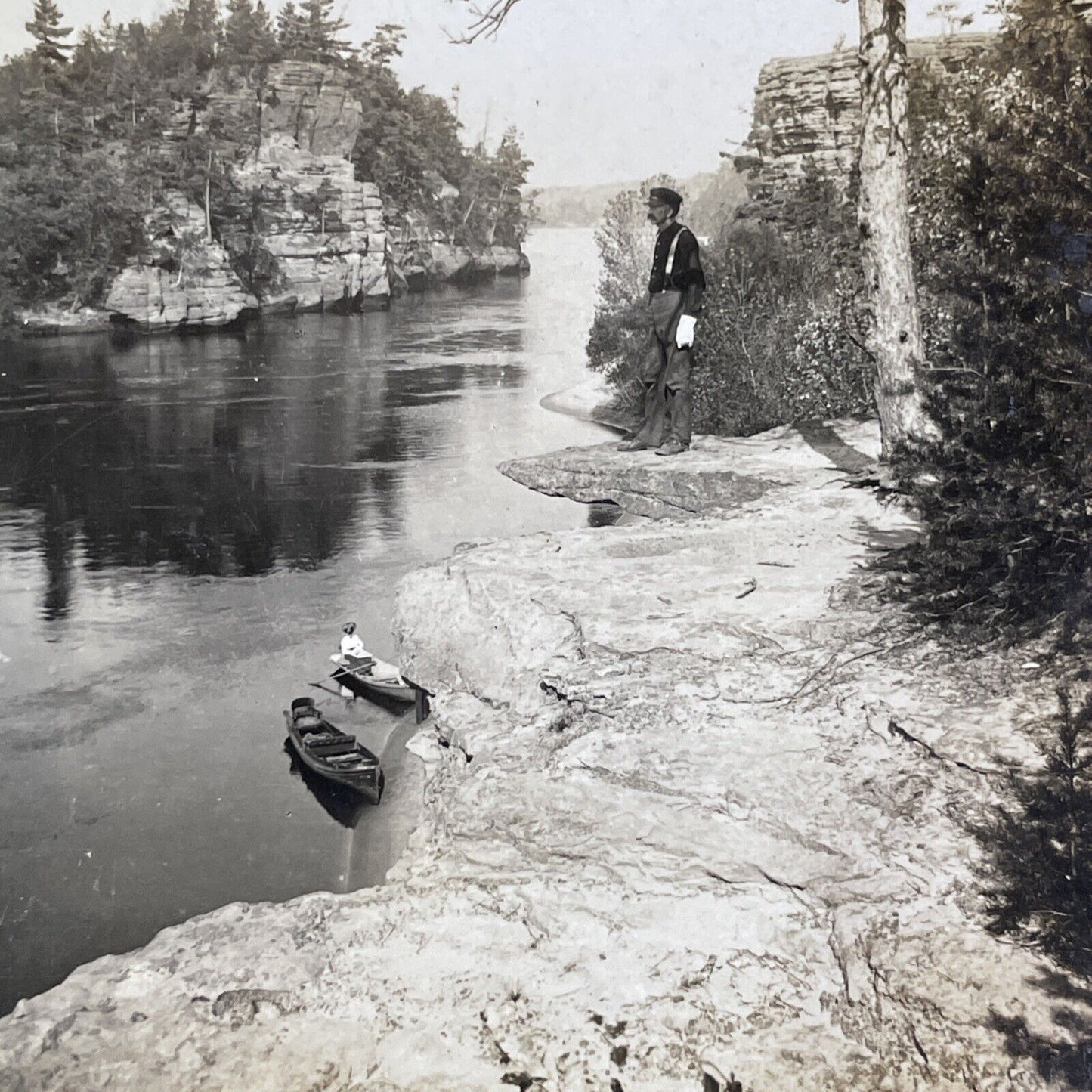 Man Standing at Edge of Cliff Stereoview Wisconsin River Antique c1909 Y1144
