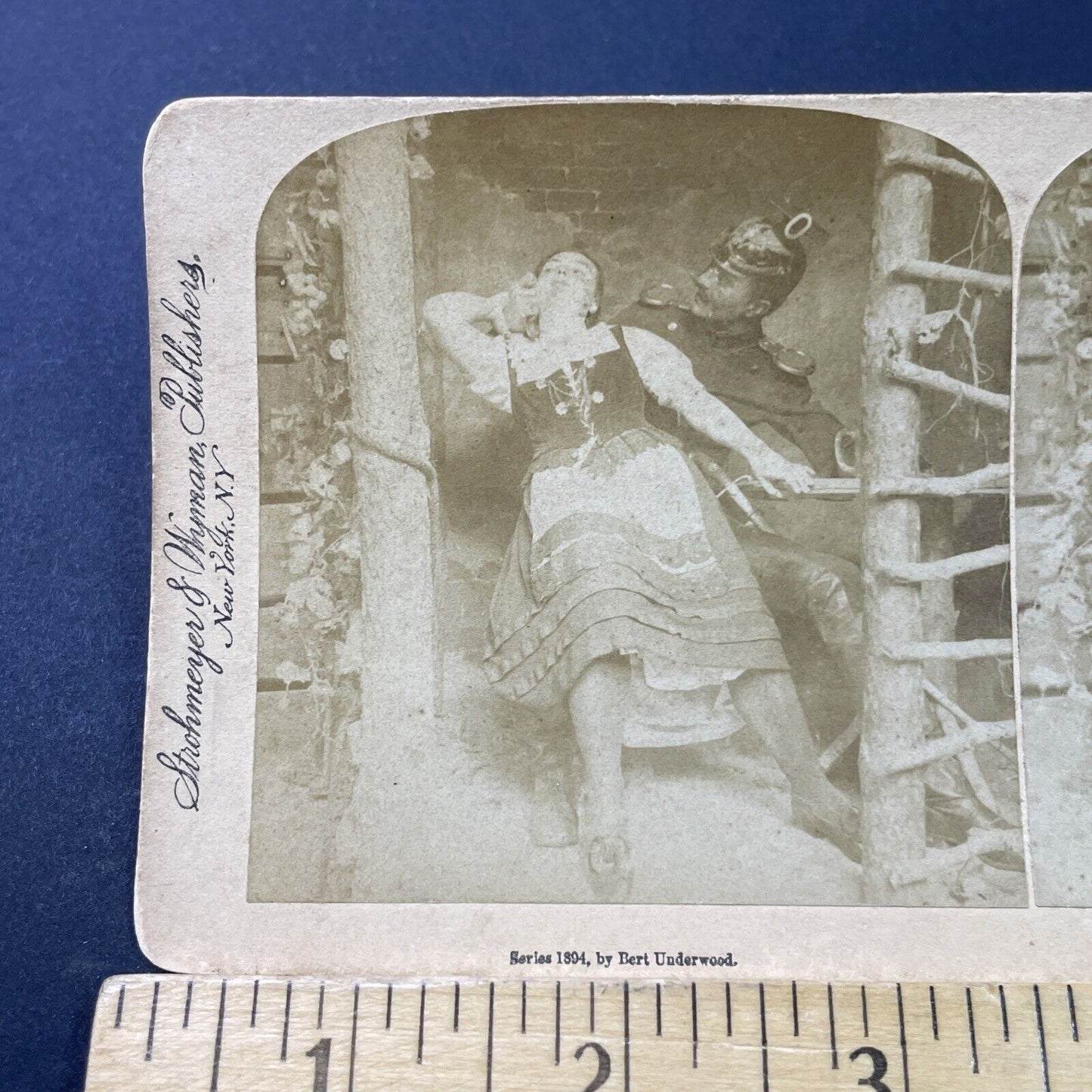 Antique 1894 Soldier Grabs & Drags A Bartender Woman Stereoview Photo Card P2937
