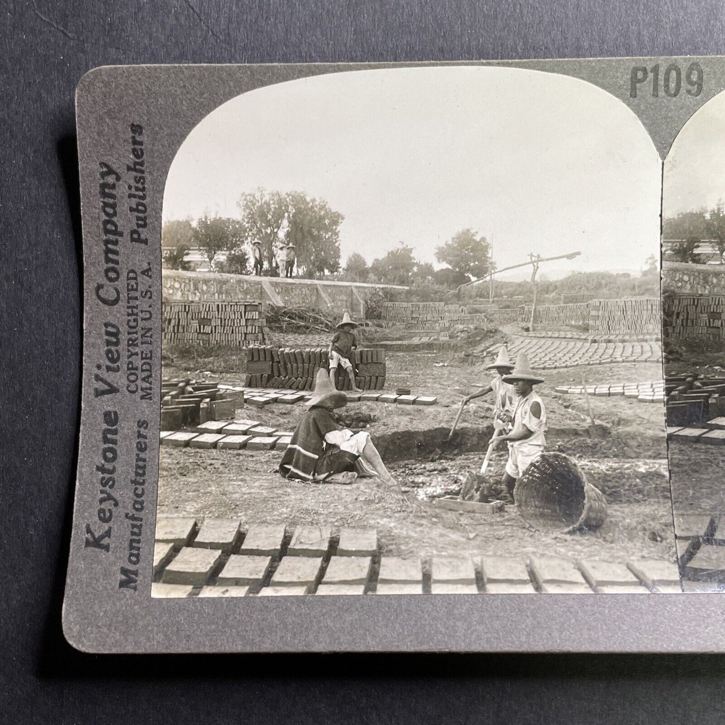 Antique 1918 Brick Factory & Masons In Mexico Stereoview Photo Card P1617