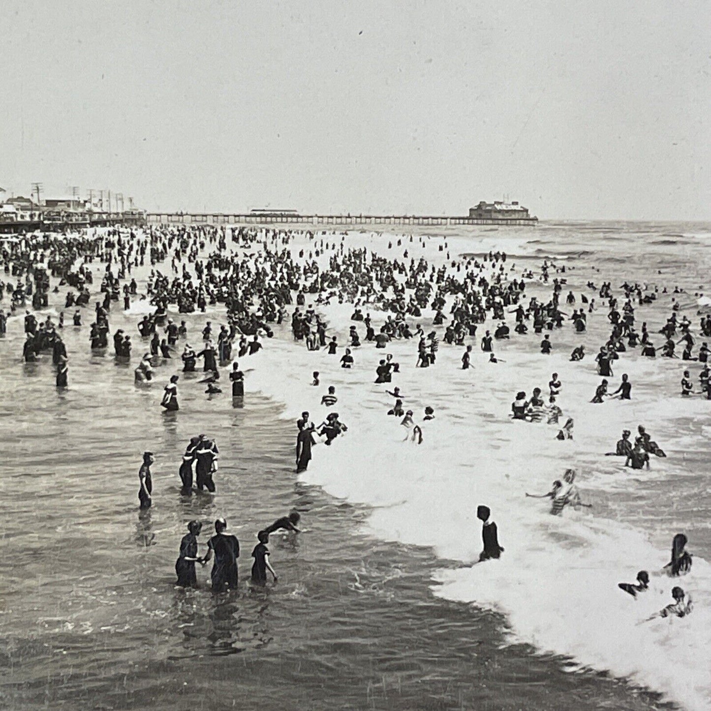 Atlantic City New Jersey Beach and Swimming Stereoview Antique c1901 Y1128