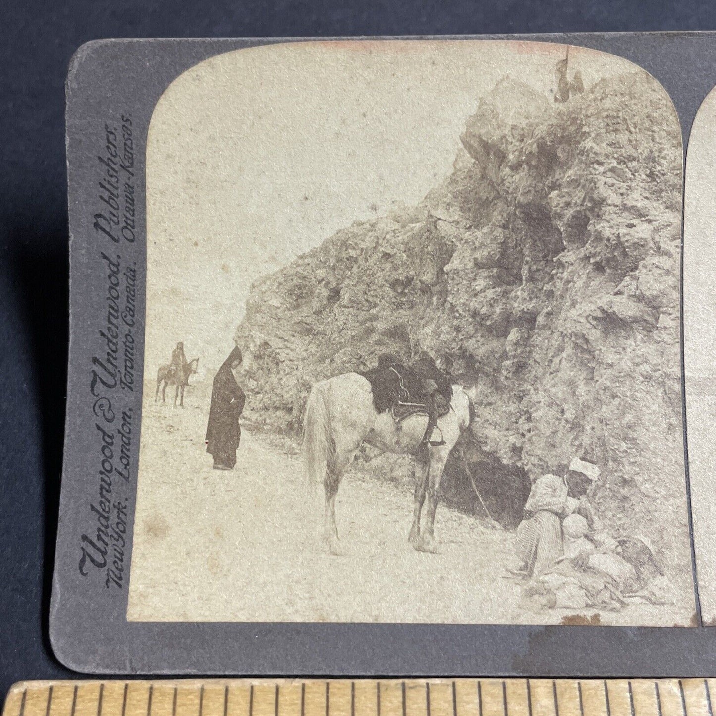 Antique 1899 A Dying Man Is Given Water On Road Stereoview Photo Card P4418