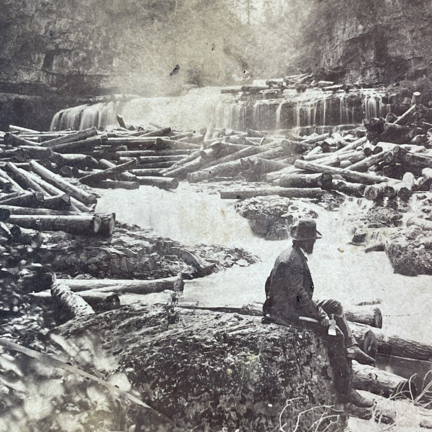 Willow River Wisconsin Log Jam Stereoview J. Carbutt Antique c1870s Y2420