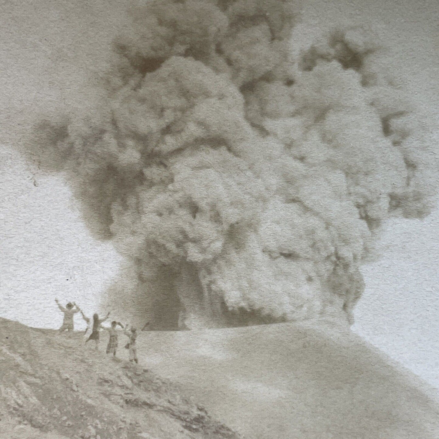 Antique 1904 Huge Volcano Eruption In Indonesia Stereoview Photo Card P3915