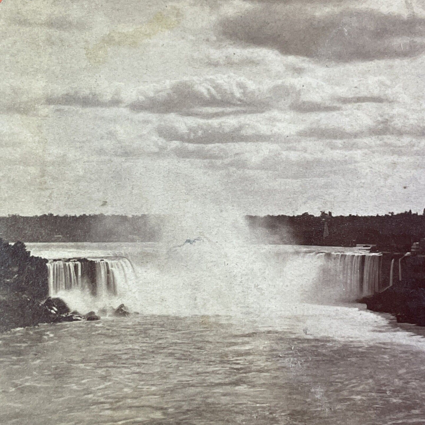 Horseshoe Falls Niagara Falls Stereoview George Barker Antique c1870s Y2540