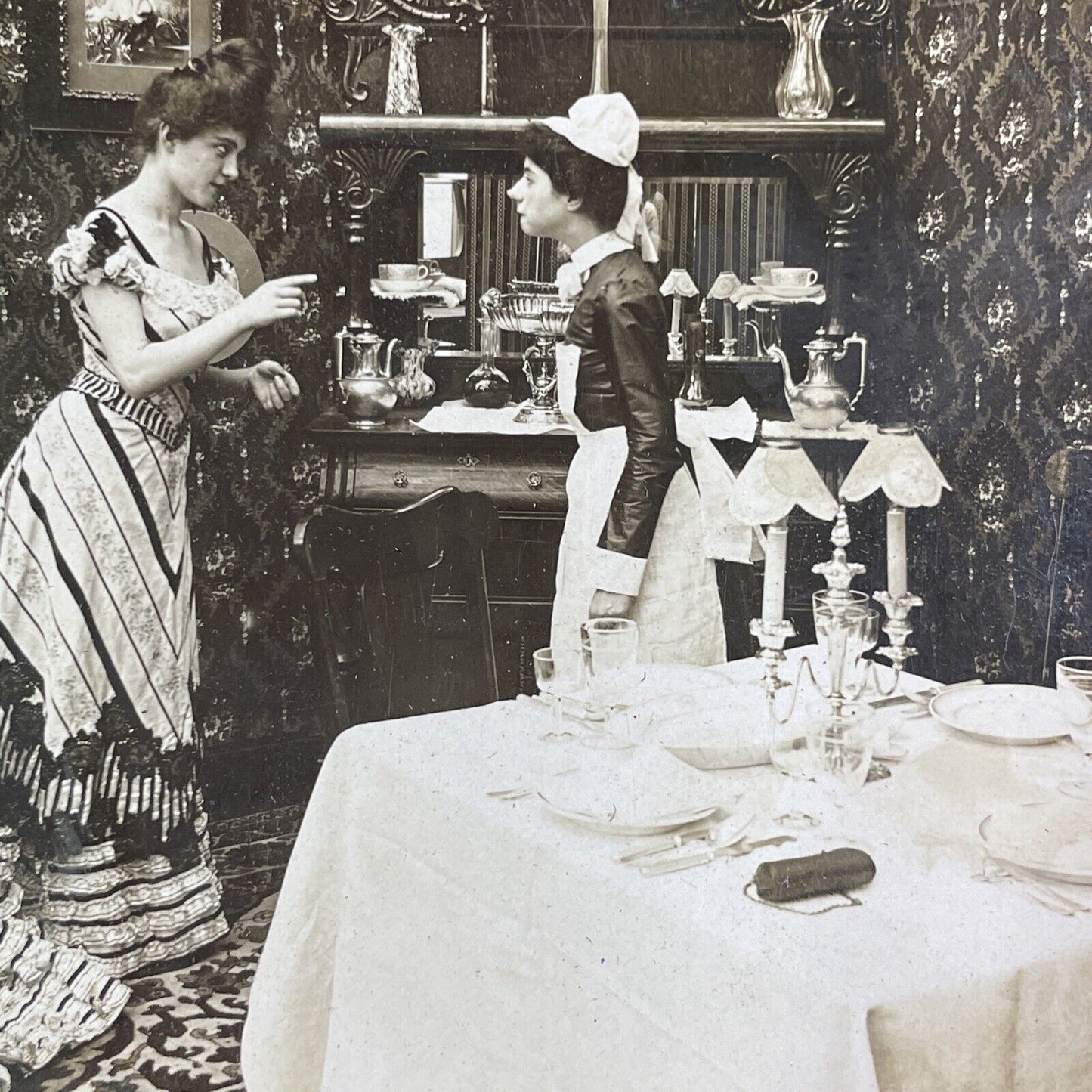 Maid and Mistress Argue over the Table Settings Stereoview Antique c1903 Y1221