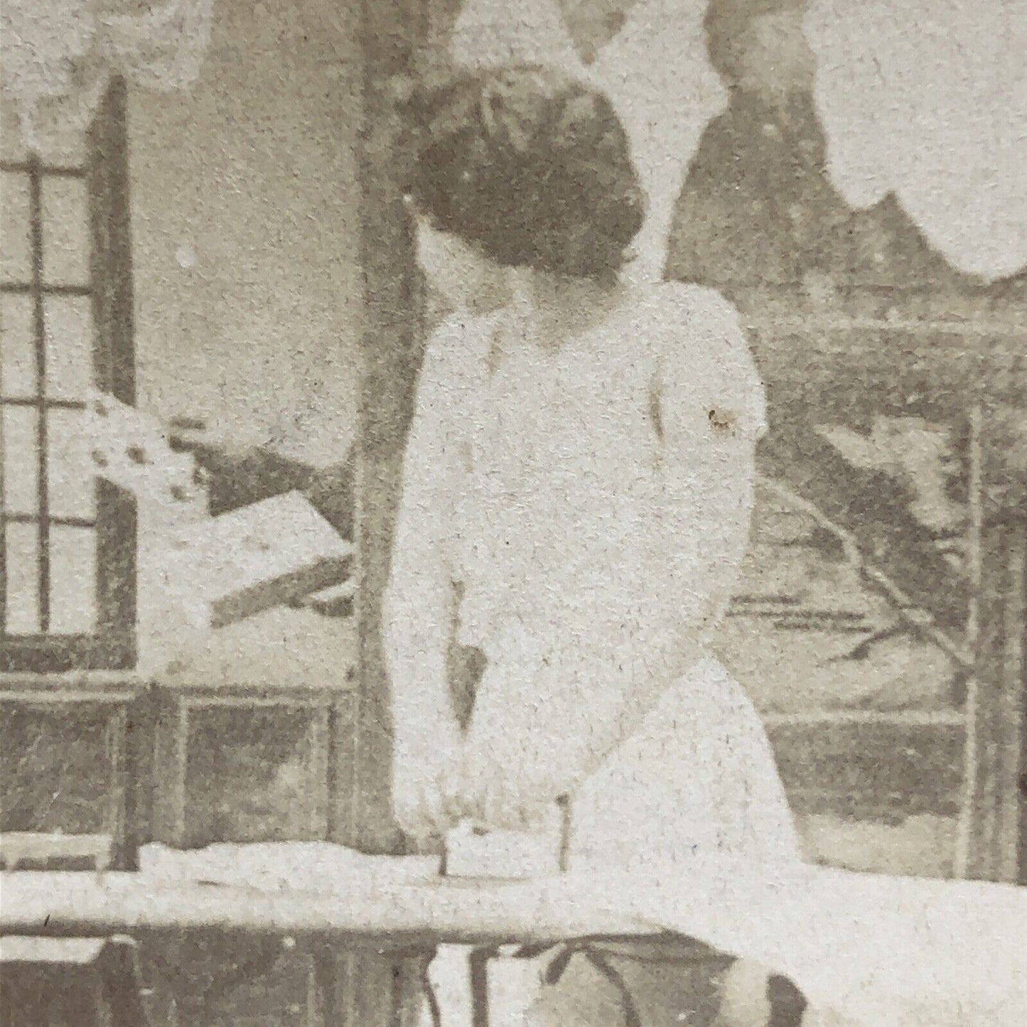 Antique 1894 Women Washing Lingerie In Seductive Stereoview Photo Card P1969