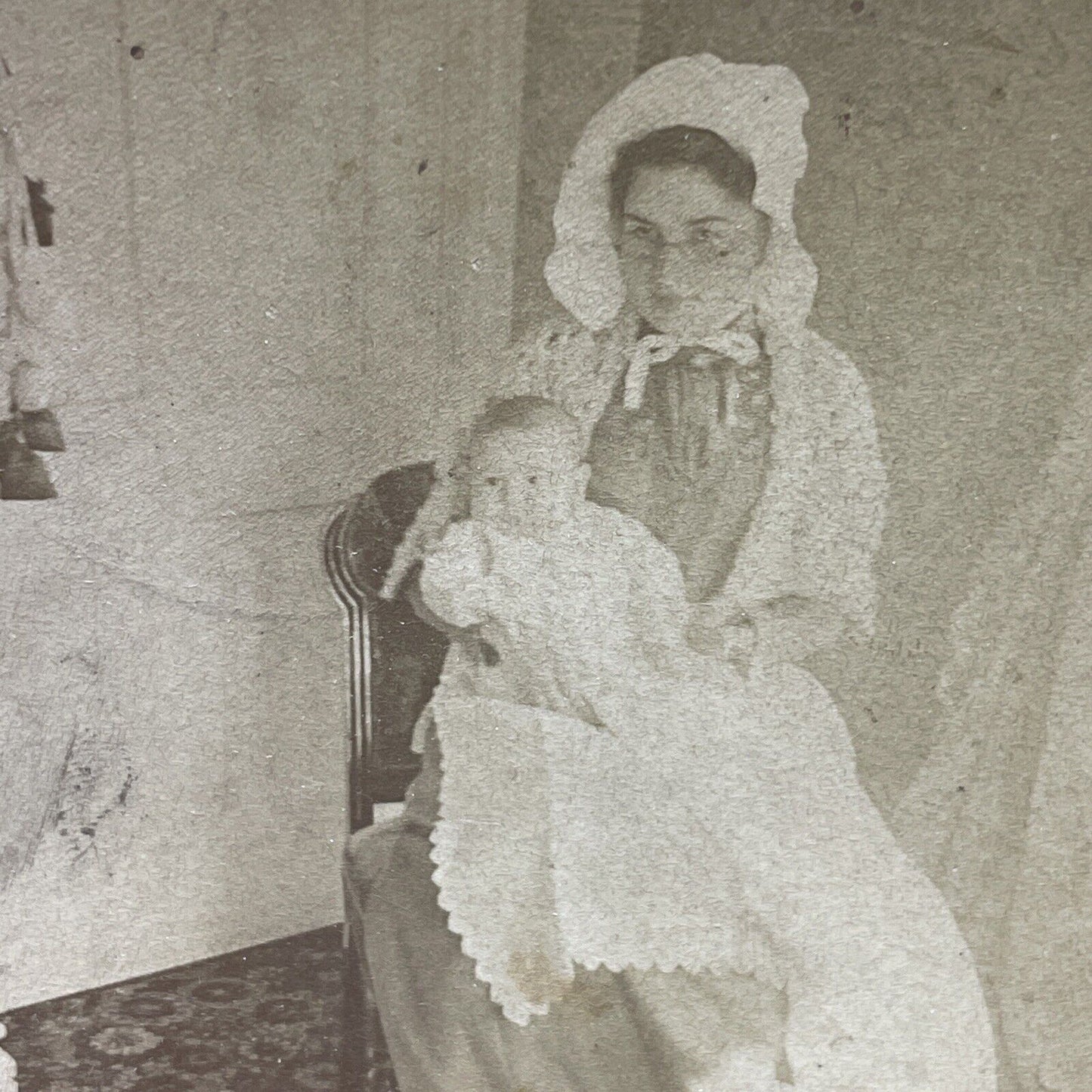 Antique 1892 Grandmother Cradling Baby Rocking Chair Stereoview Photo Card P1122