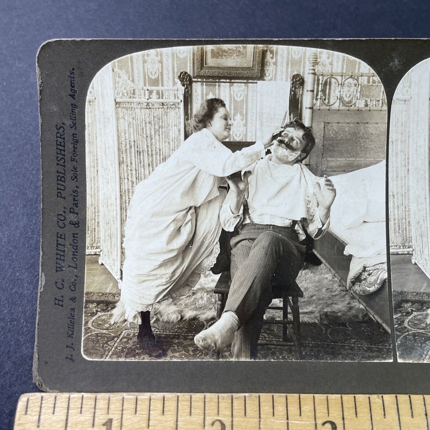 Antique 1901 Victorian Wife Shaves Husbands Beard Stereoview Photo Card P2996