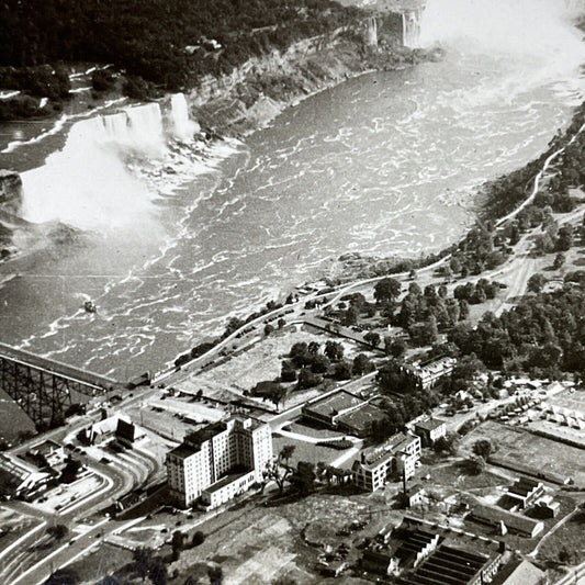 Antique 1930s Clifton Hill Niagara Falls Ontraio Stereoview Photo Card V2642