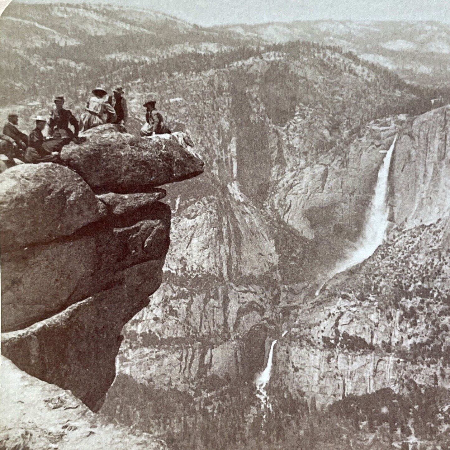 Antique 1894 Daredevils Pile Up Cliff Edge Yosemite Stereoview Photo Card V3281