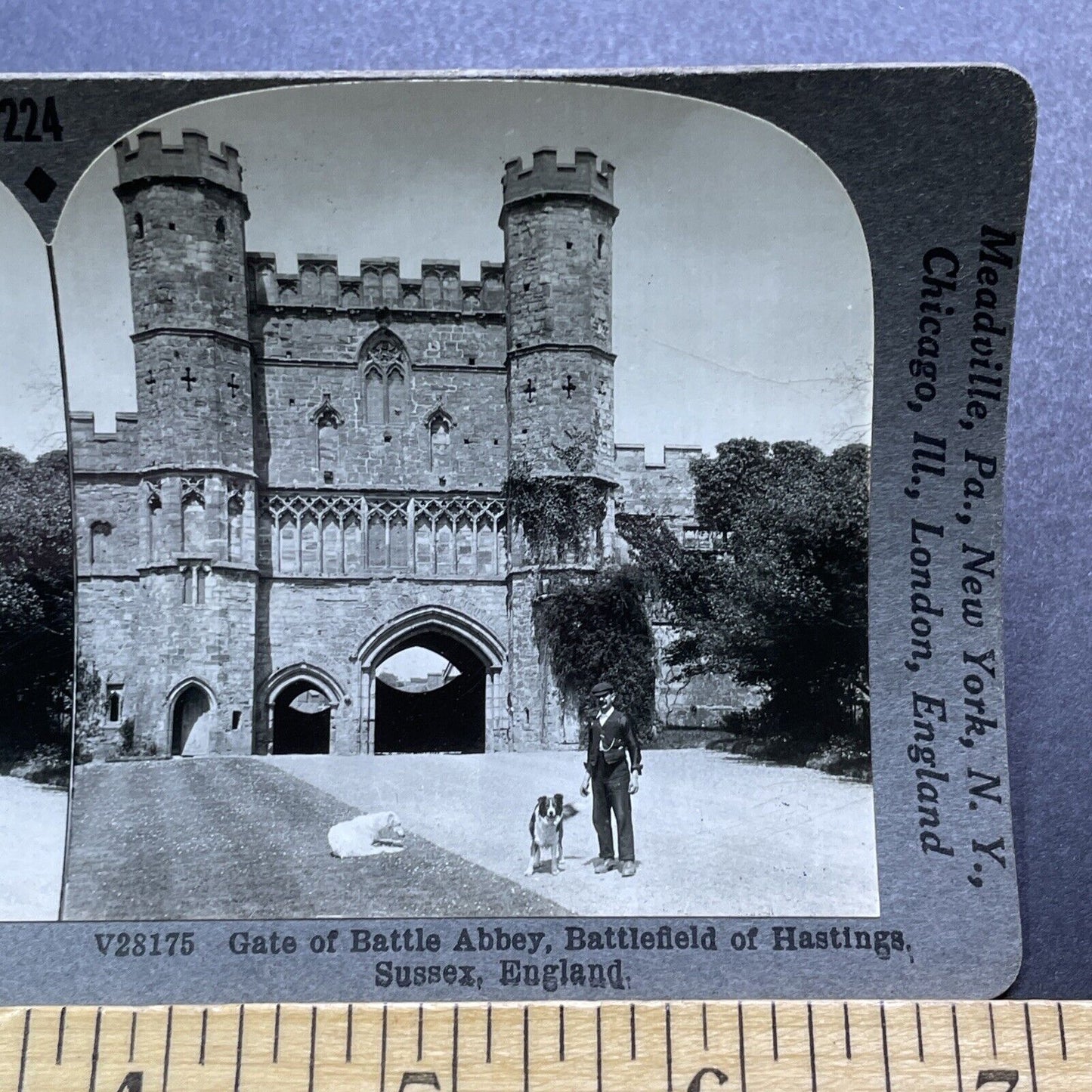 Antique 1920s Gate Of Battle Of Abbey Sussex England Stereoview Photo Card V2953