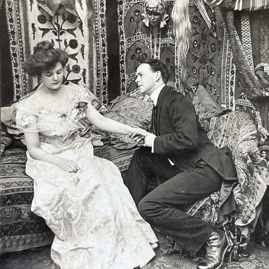 Antique 1902 Man Proposes Marriage To Woman Stereoview Photo Card P2926