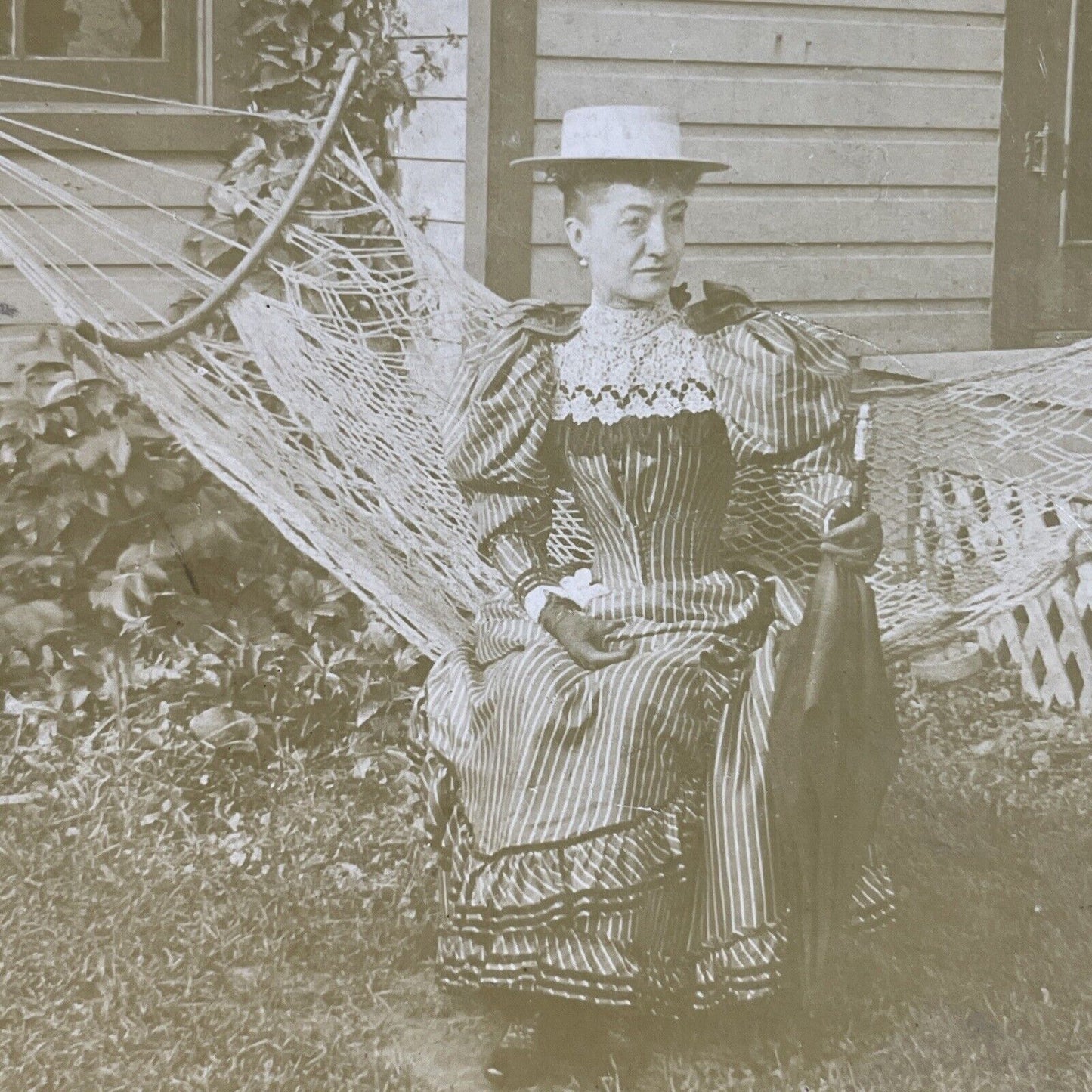 Antique 1880s Mrs. Williamson Rockton Ontario Canada Stereoview Photo Card P4101