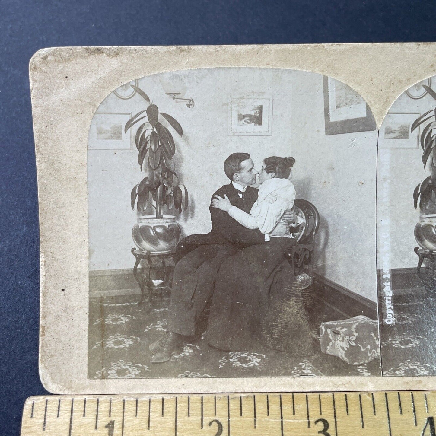 Antique 1896 Man & Woman Kiss On Corner Chair Stereoview Photo Card P2977