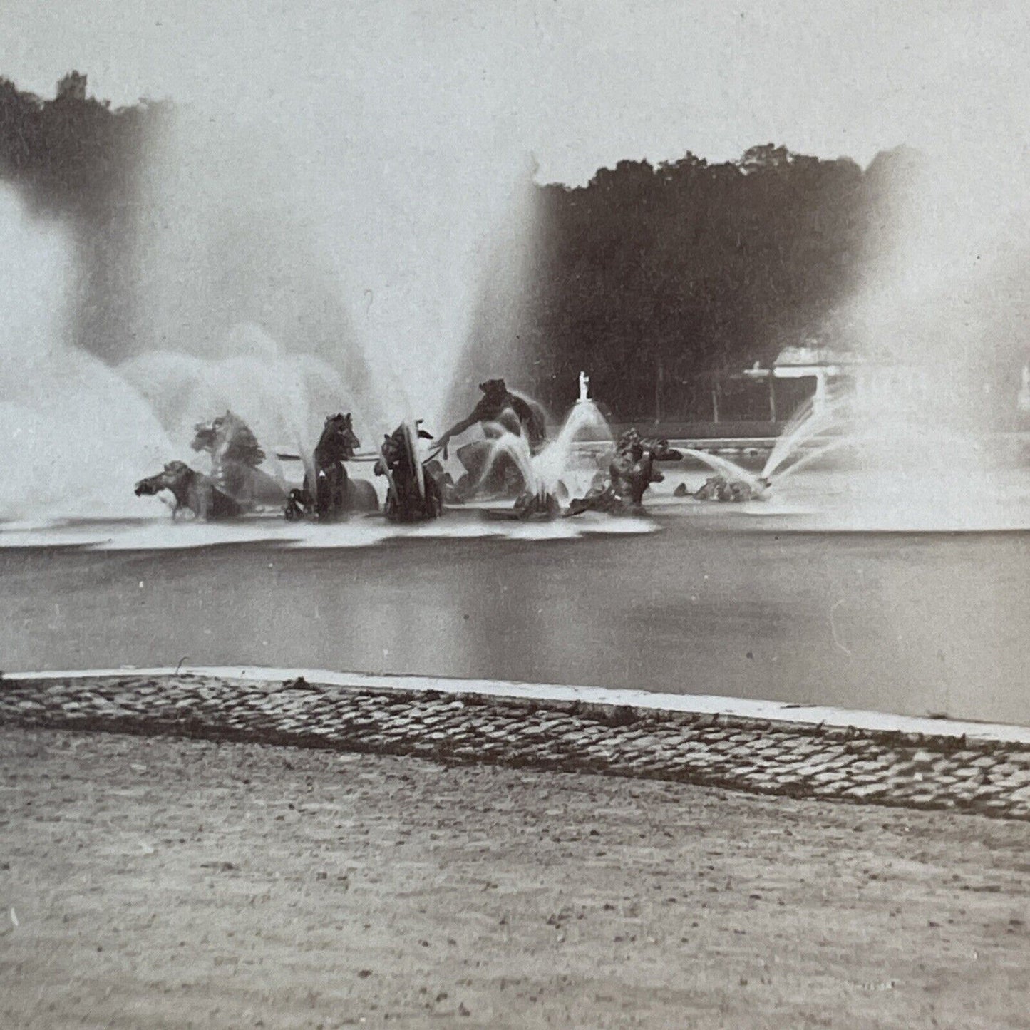 Palace Of Versailles Water Fountain & Pond Stereoview France Antique c1872 X1862