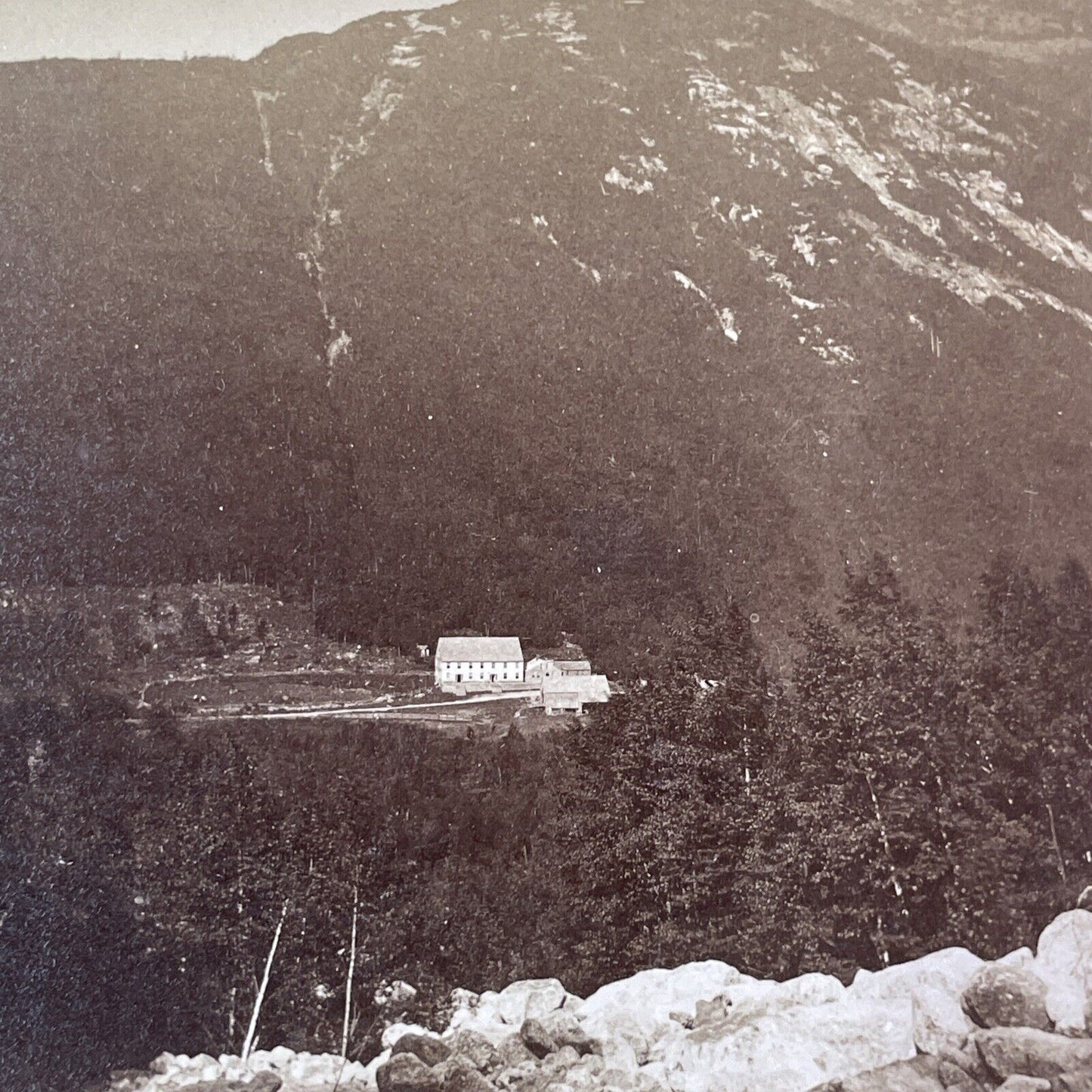 Willey House Crawford Notch New Hampshire Stereoview Antique c1870s Y2155