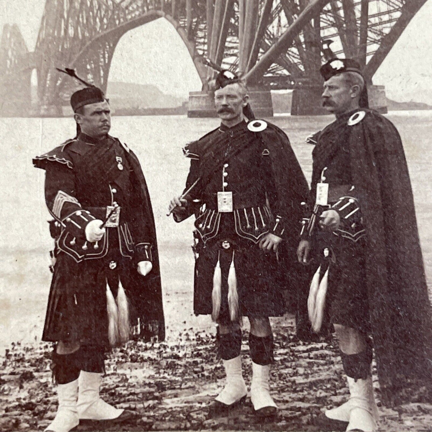 Antique 1900 Scottish Highlanders In Kilt Stereoview Photo Card P4396
