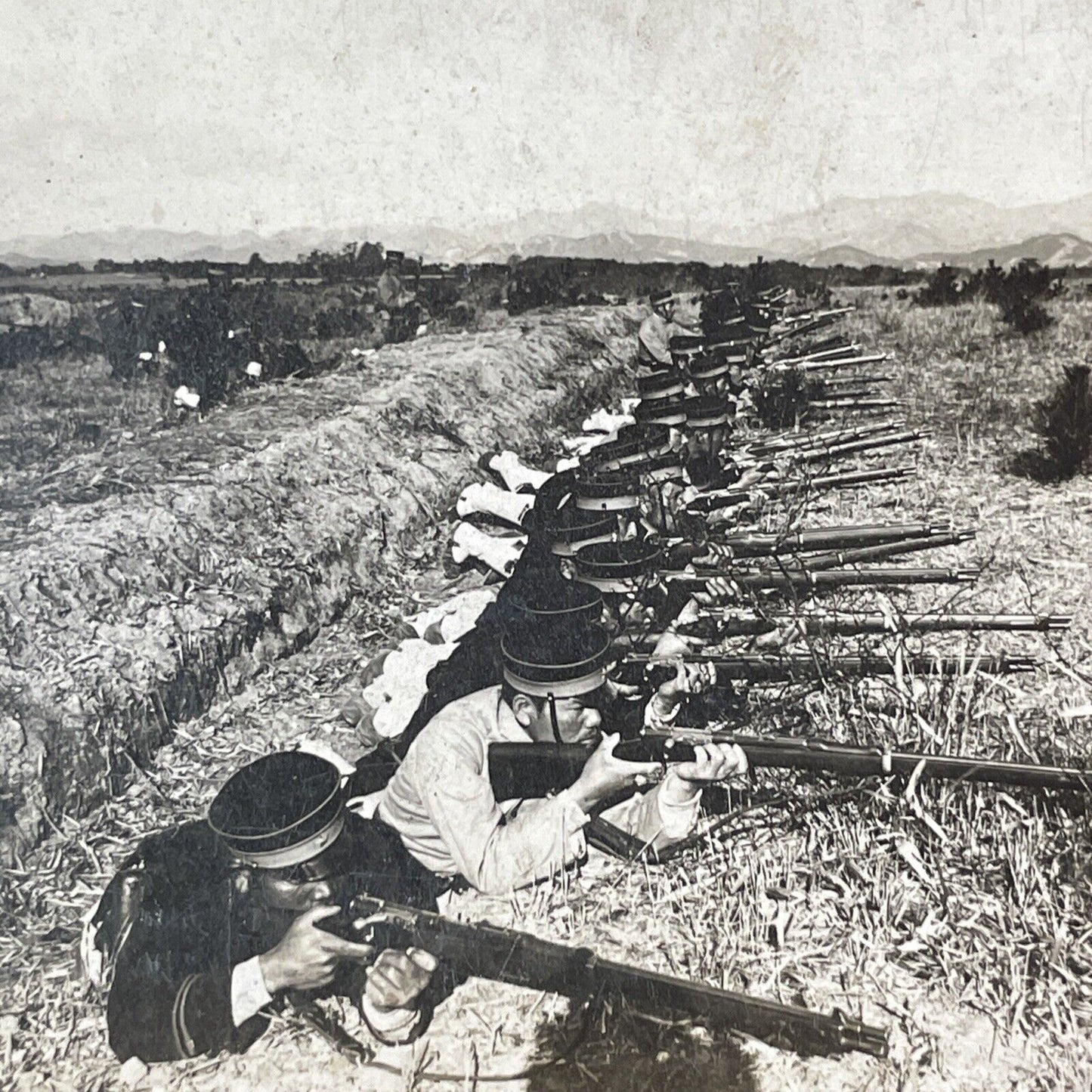 Japanese Soldiers Trench Warfare Stereoview Japan Antique c1908 X2805