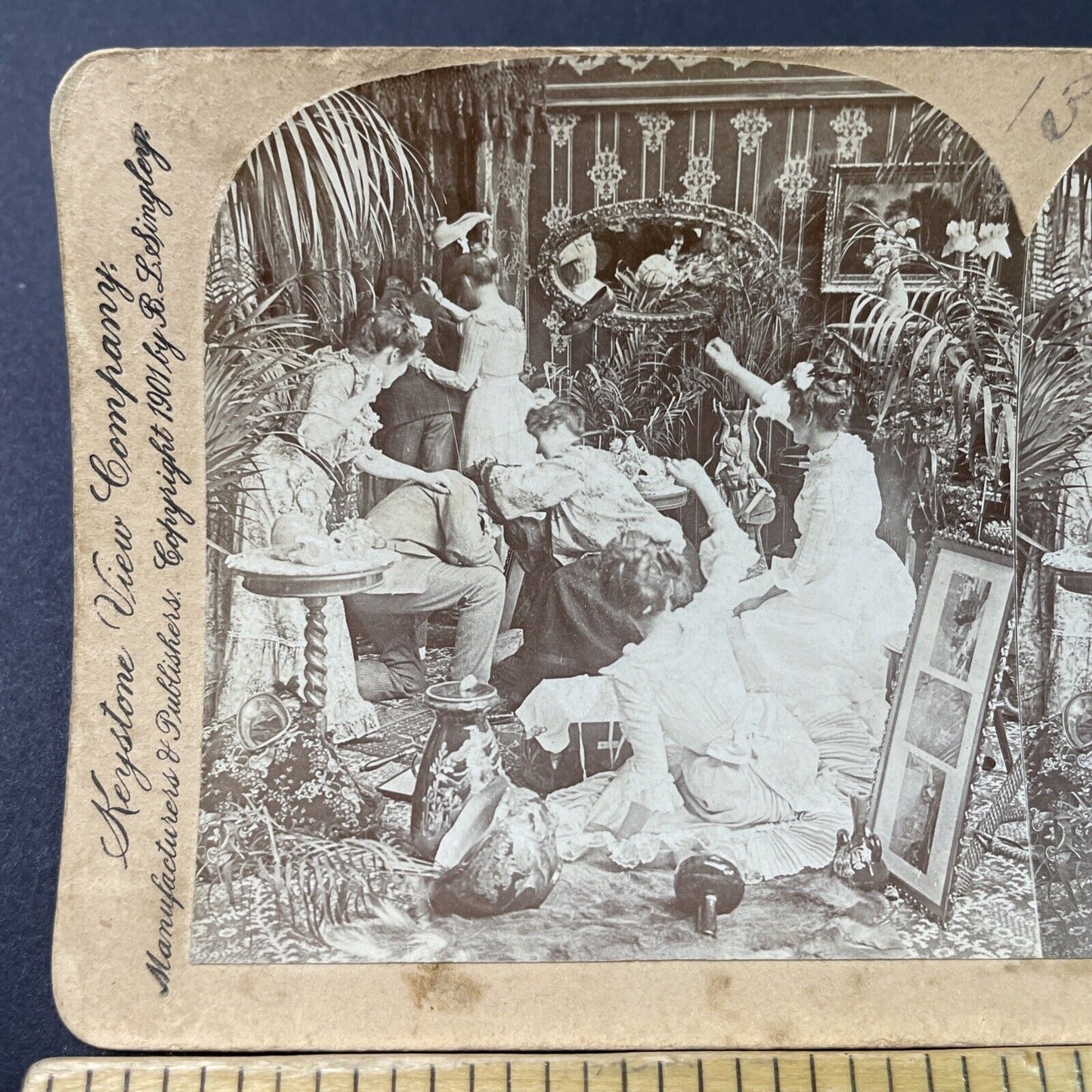 Antique 1901 Women Attack Men In A Brothel Stereoview Photo Card P2853