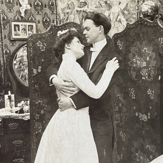 Antique 1902 Victorian Bride & Groom Alone At Last Stereoview Photo Card P2947