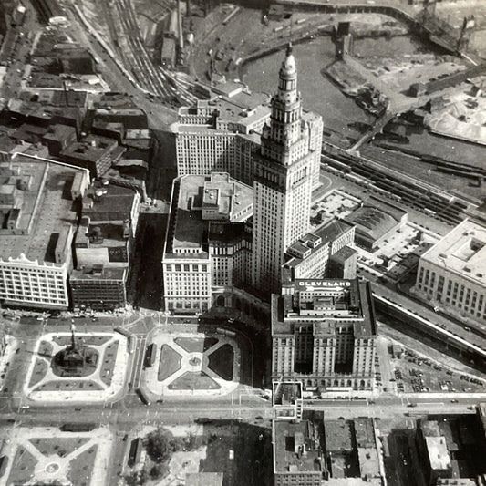 Antique 1920s Downtown Cleveland Ohio Aerial View Stereoview Photo Card V2612