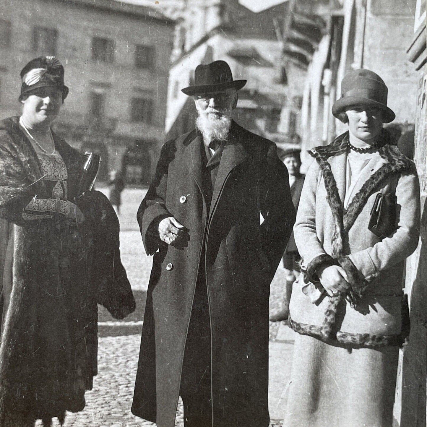 Antique 1925 Italian Older Man With Women Italy OOAK Stereoview Photo Card P3241