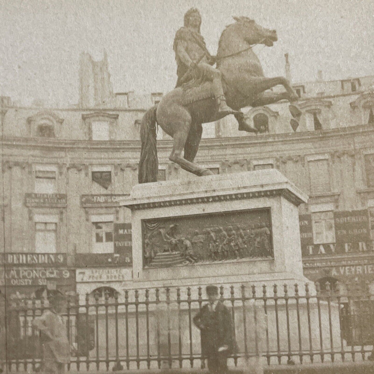 Antique 1870s Statue Of Louis XIV Paris France Stereoview Photo Card P4231