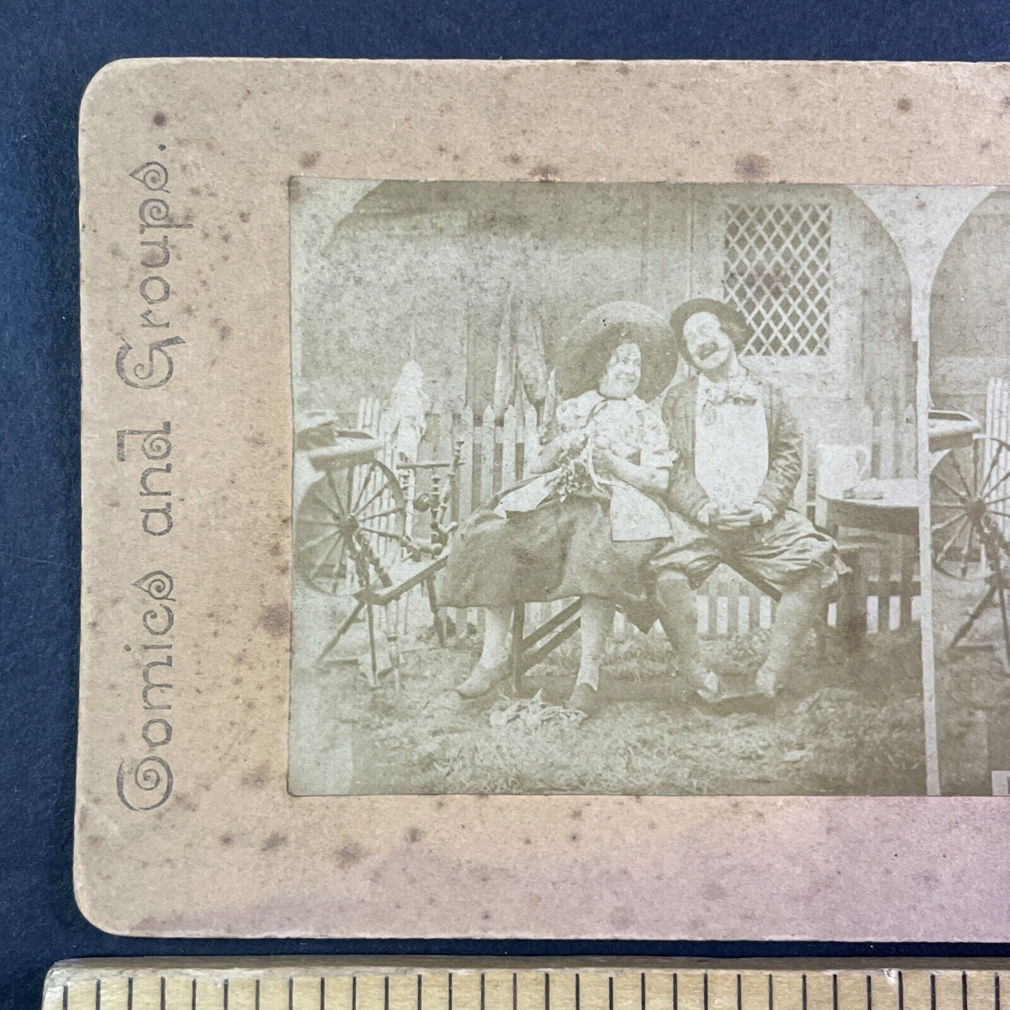 Farmer Man and Woman Fall in Love Stereoview Antique c1870s Y2261