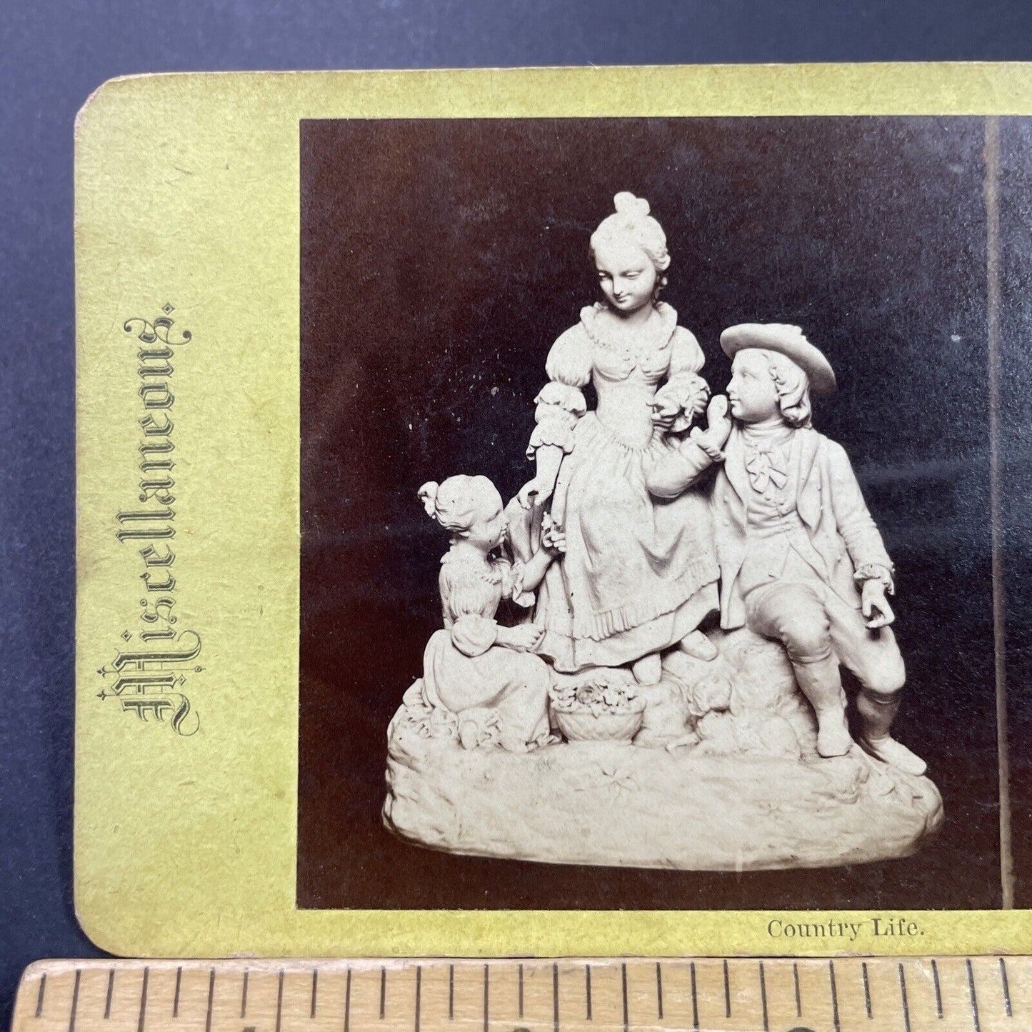 Antique 1880s Scuplture Of Family From The 1700s Stereoview Photo Card P3971