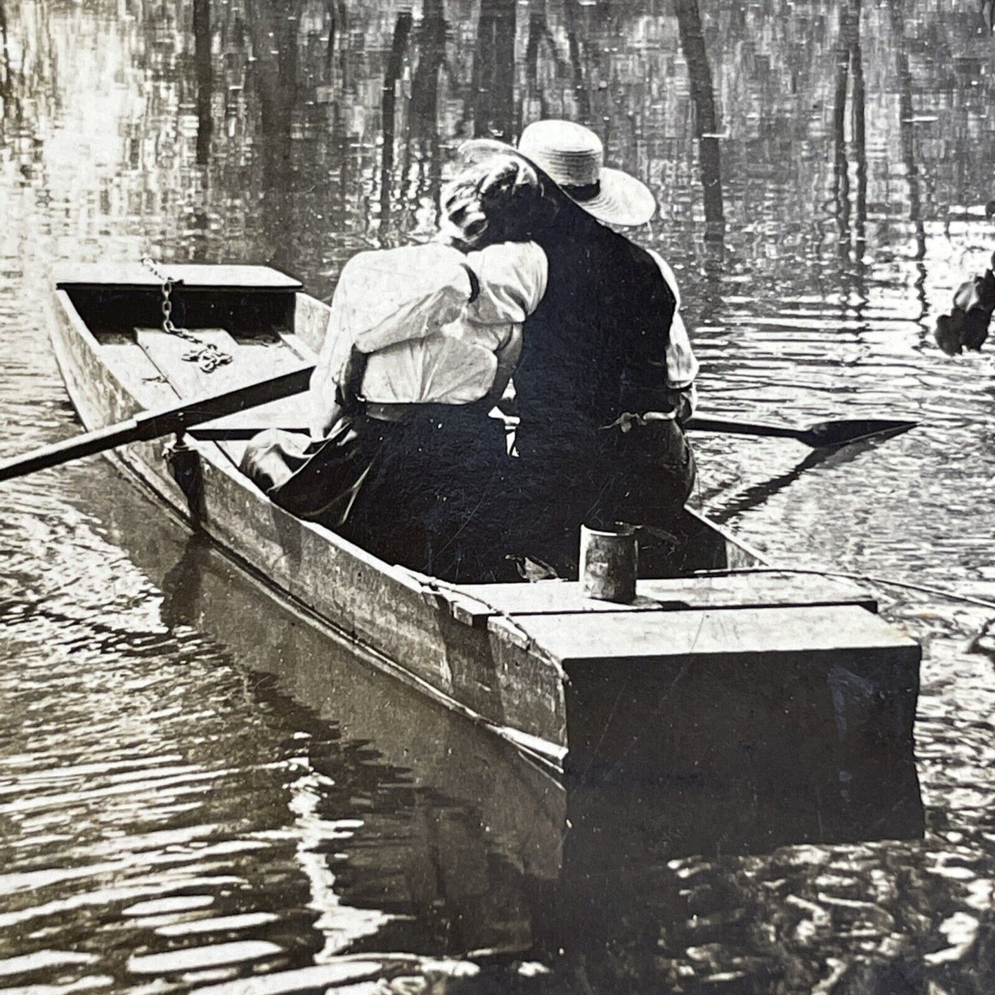 Antique 1901 Lovers Cuddling On A Homemade Boat Stereoview Photo Card P1046