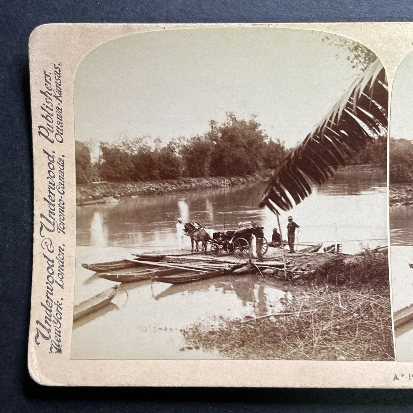 Antique 1899 US Troops Cross Pasig River Philippines Stereoview Photo Card P1291