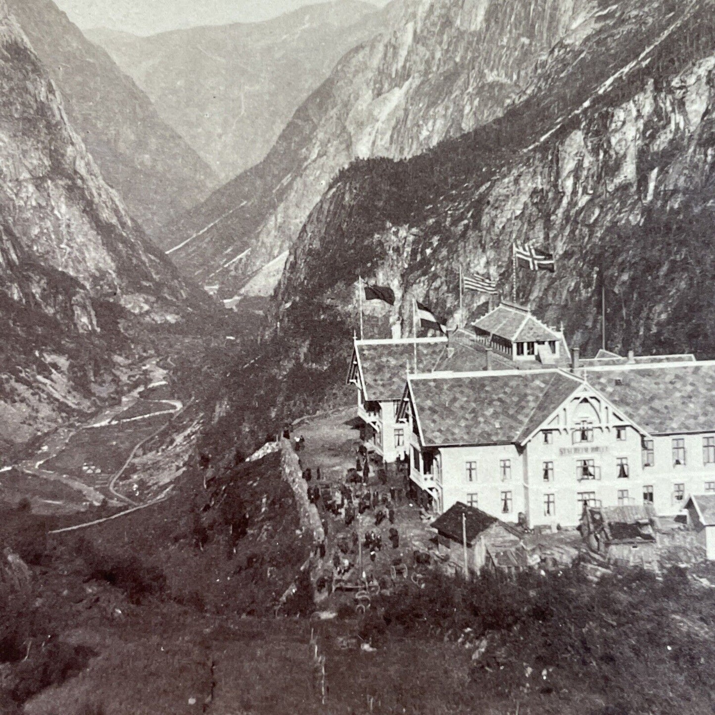 Antique 1894 Stalheim Hotel Voss Norway Stereoview Photo Card P3887