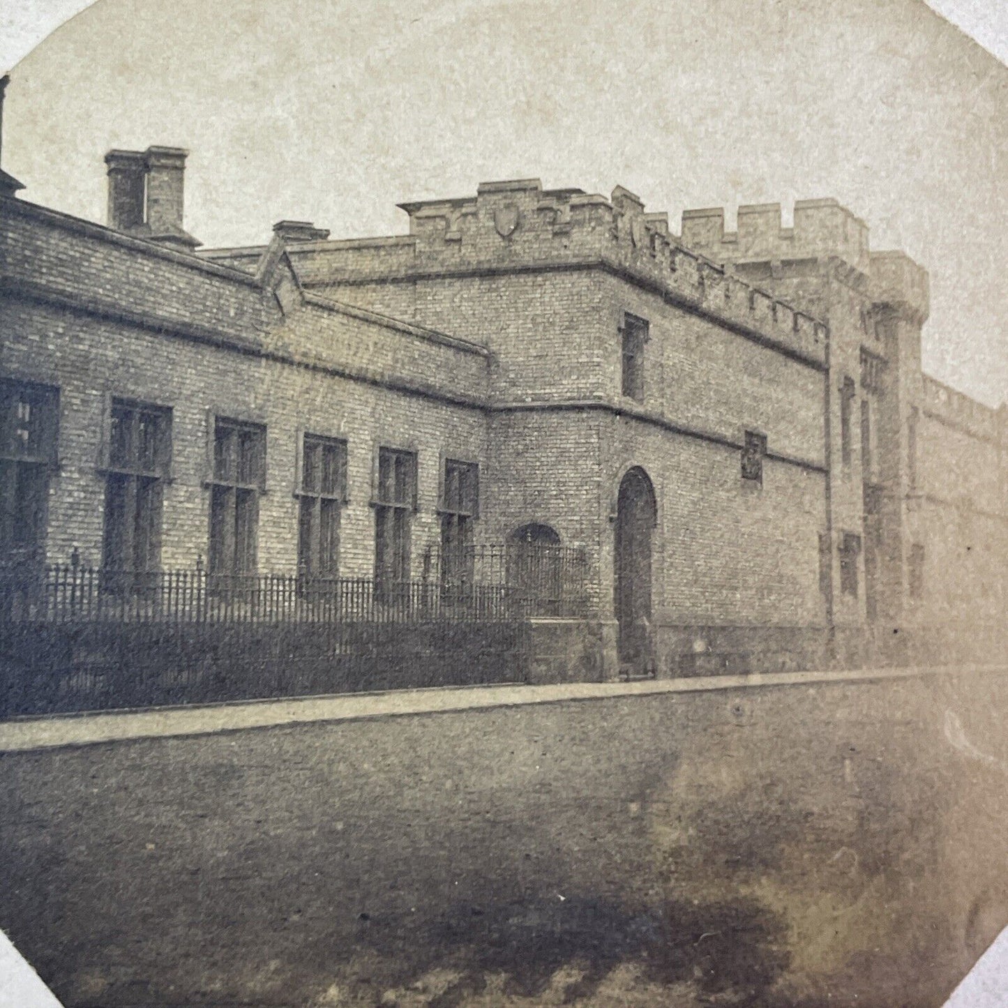 Suffolk Public Execution Prison Stereoview Ipswich England Antique c1855 Y1409