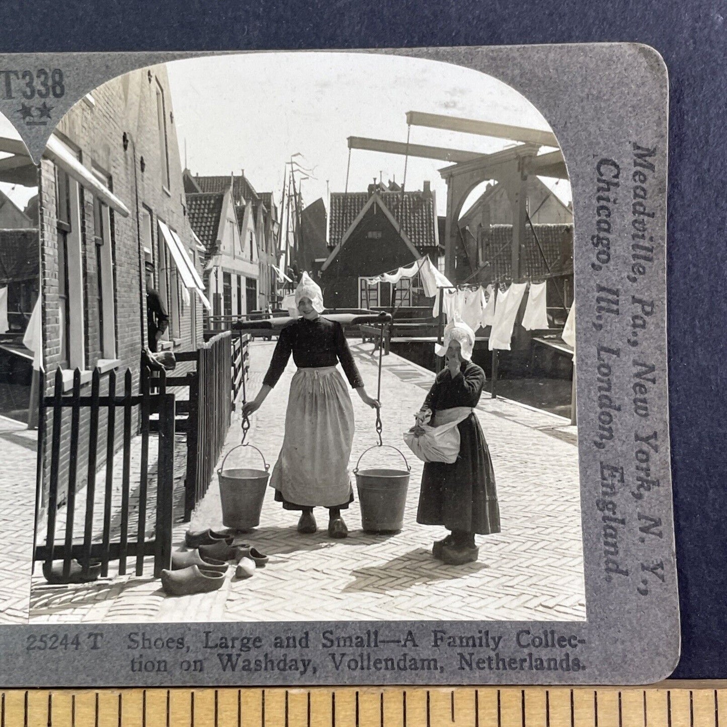 Women Carrying Water Volendam Netherlands Stereoview Holland Antique c1905 X4134