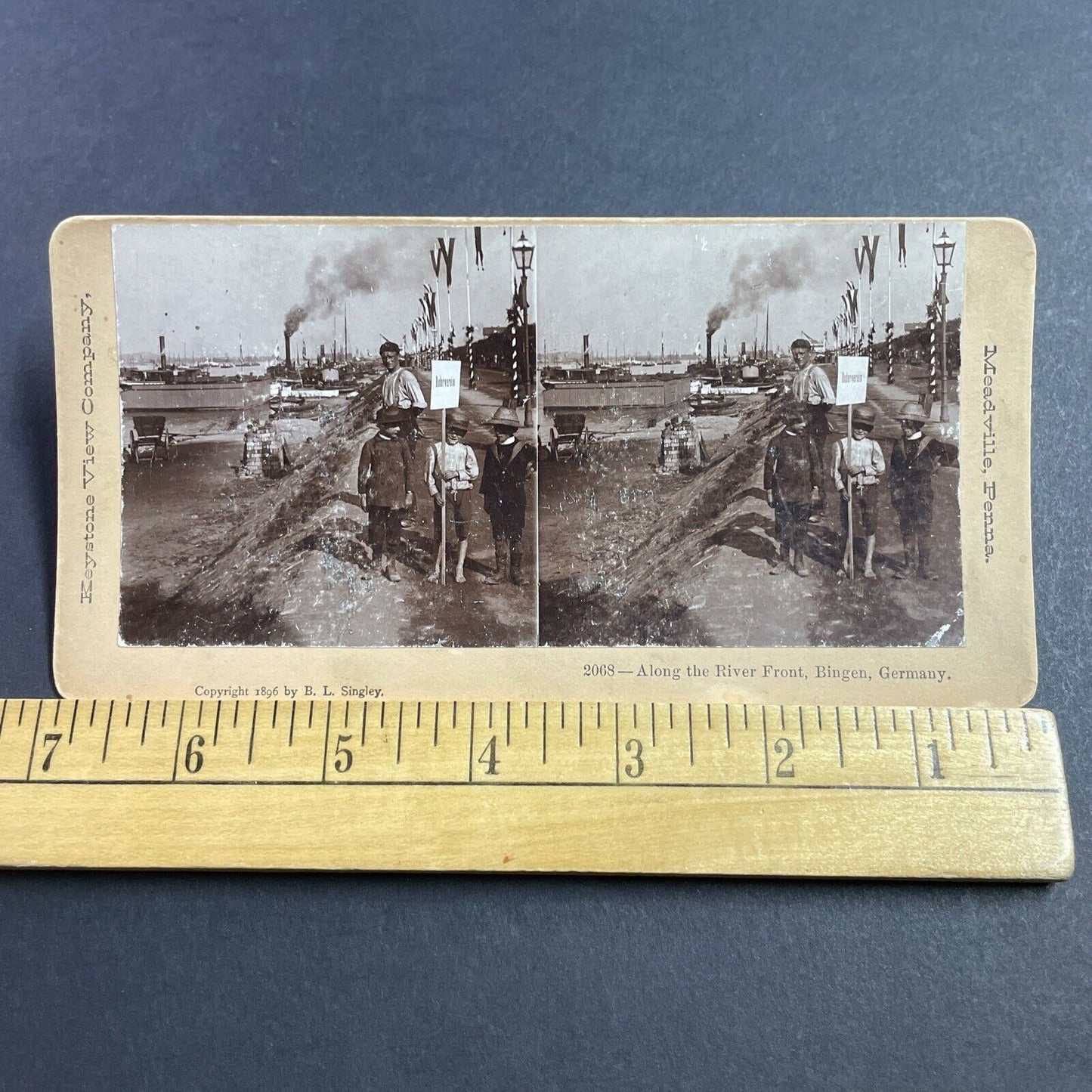 Antique 1896 Children Load Bricks On Ships Bingen Stereoview Photo Card P1980-17