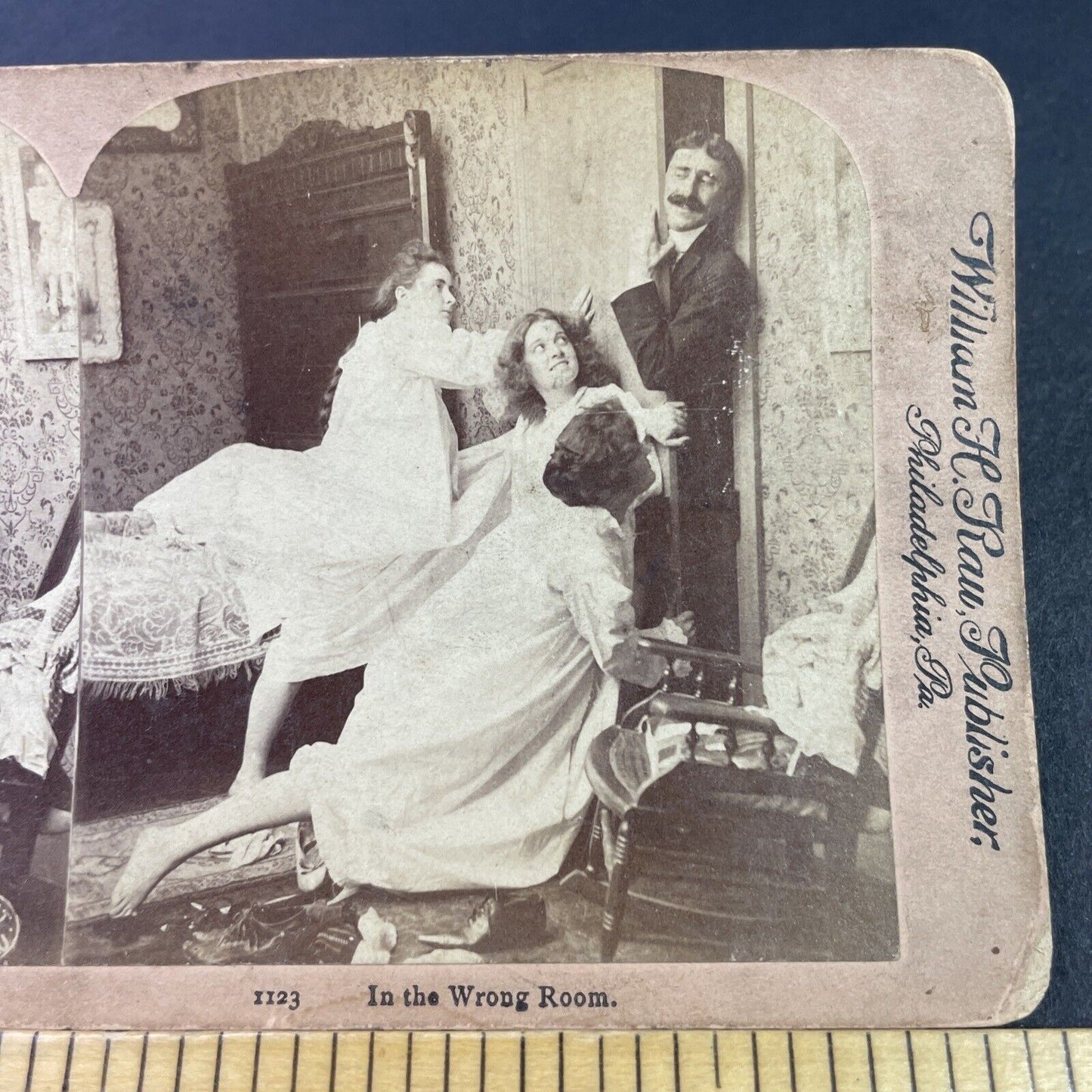 Antique 1903 Man Spies On Women Getting Dressed Stereoview Photo Card P3354