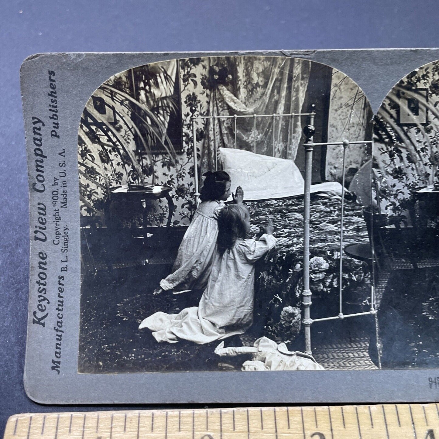 Antique 1900 Children Say The Lord's Prayer Stereoview Photo Card P2639