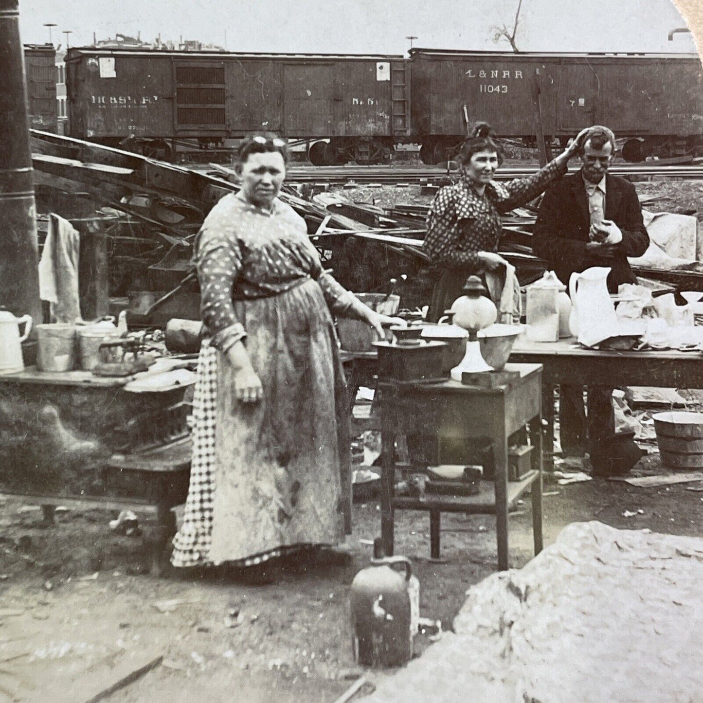 St. Louis Tornado Disaster Soup Line Stereoview Missouri Antique c1896 Y861