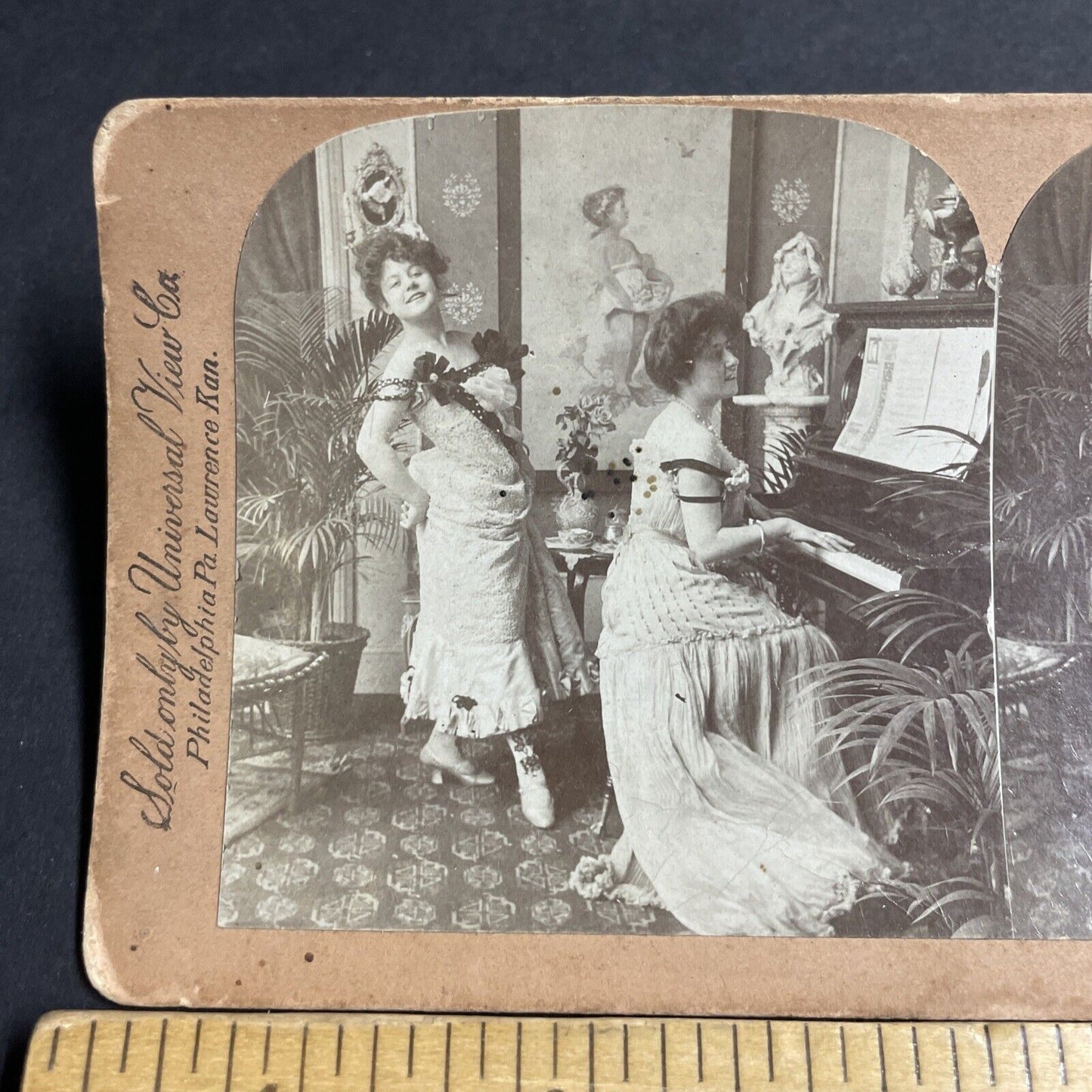 Antique 1903 Burlesque Women Dance And Sing Stereoview Photo Card P4654