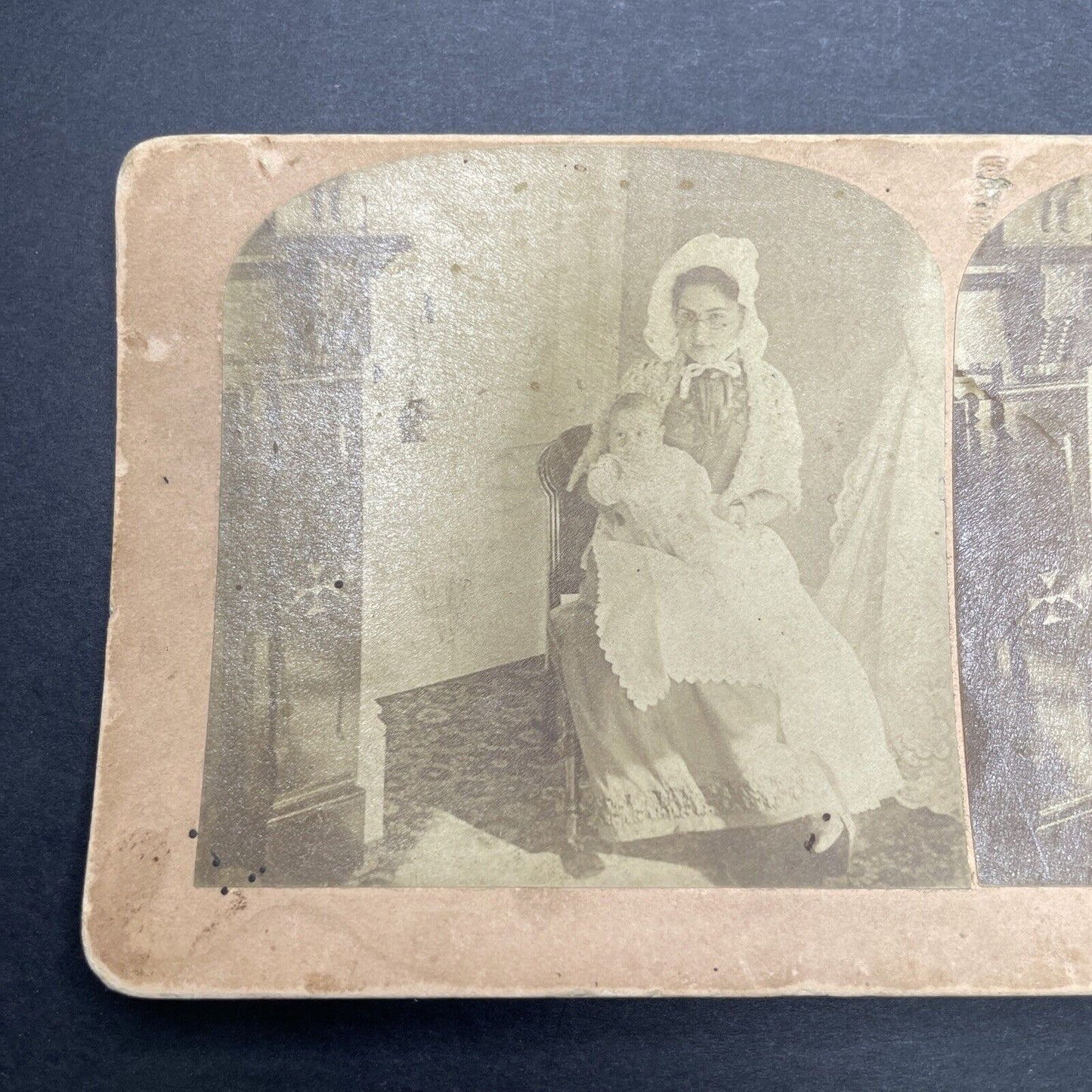 Antique 1892 Grandmother Cradling Baby Rocking Chair Stereoview Photo Card P1122