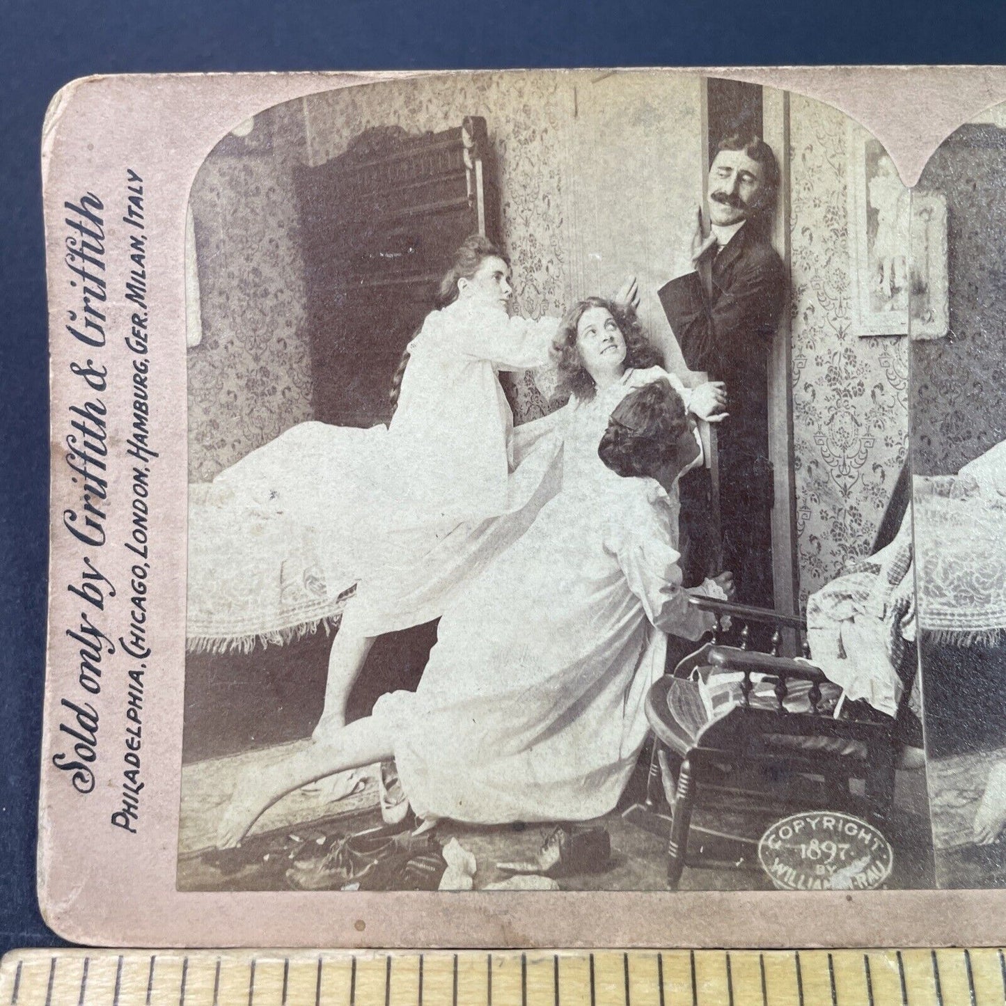 Antique 1903 Man Spies On Women Getting Dressed Stereoview Photo Card P3354