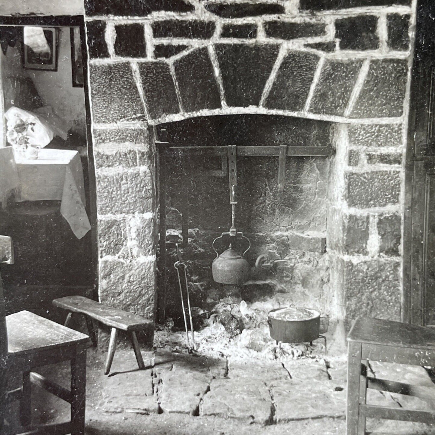 Antique 1899 A Peat Stone Fireplace In Rural Ireland Stereoview Photo Card P2833