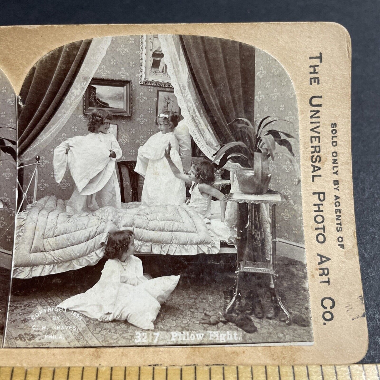 Antique 1890s Children Have Pillow Fight In Bed Stereoview Photo Card P4683