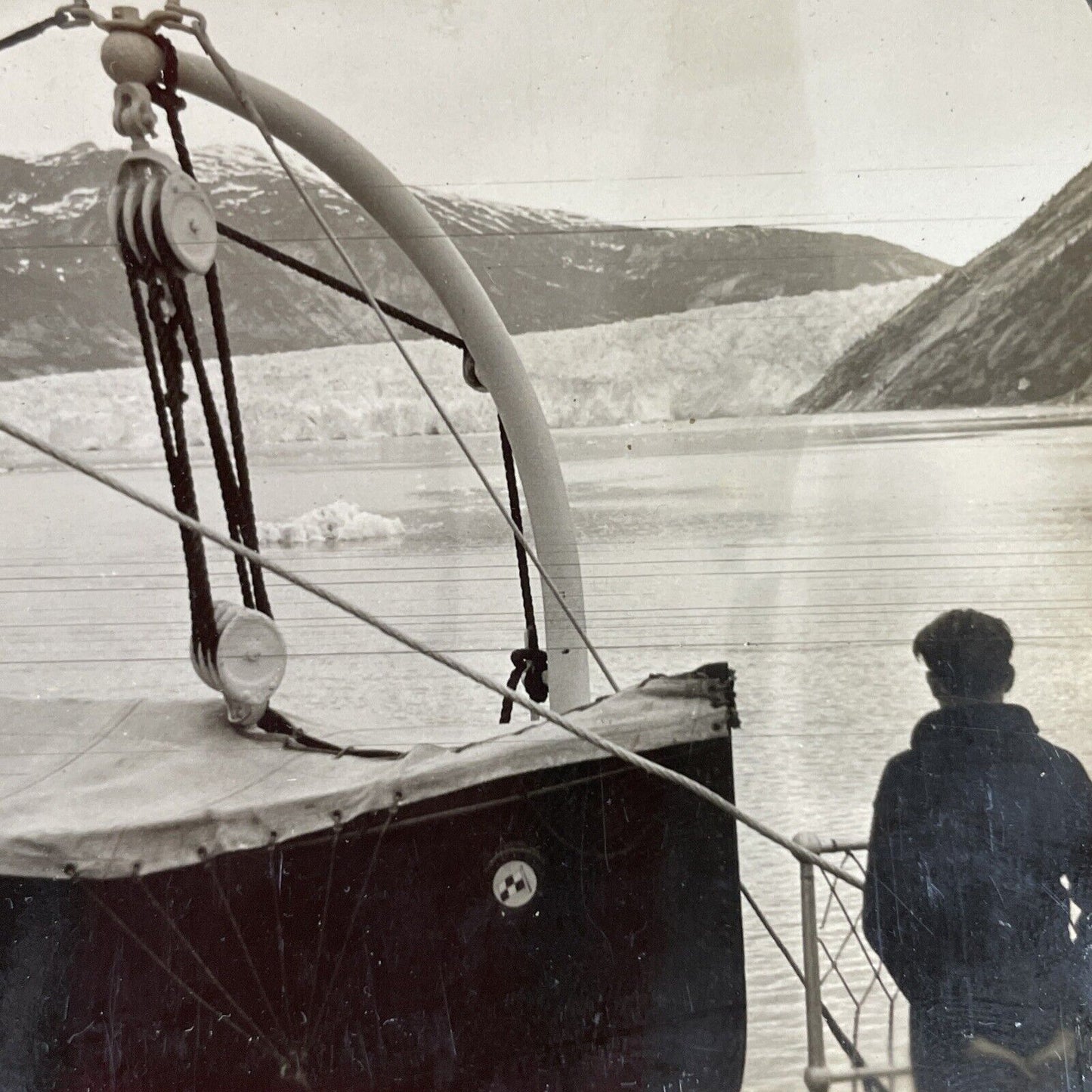 Antique 1920s Glacier Flows Into Kinbasket Lake BC Stereoview Photo Card P3191