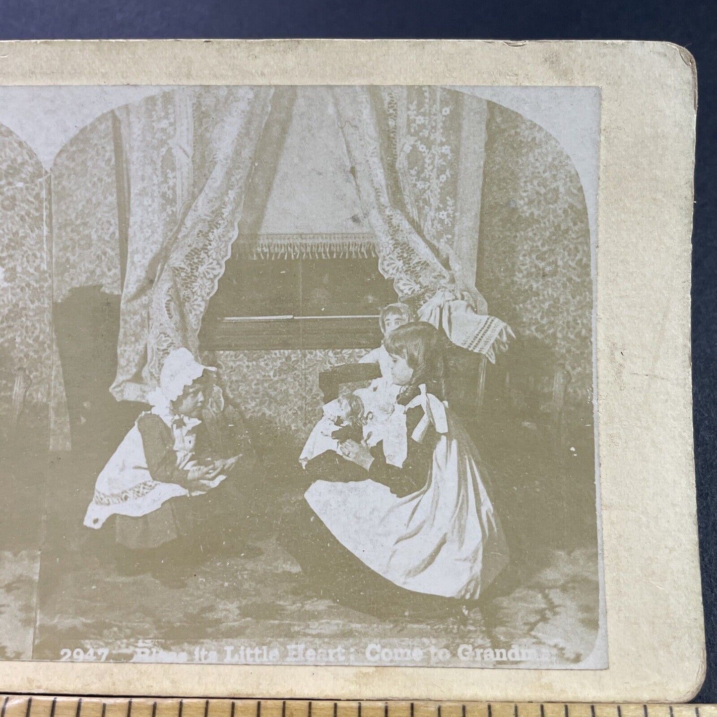 Antique 1880s Girls Playing With Their Dolls Stereoview Photo Card P3981