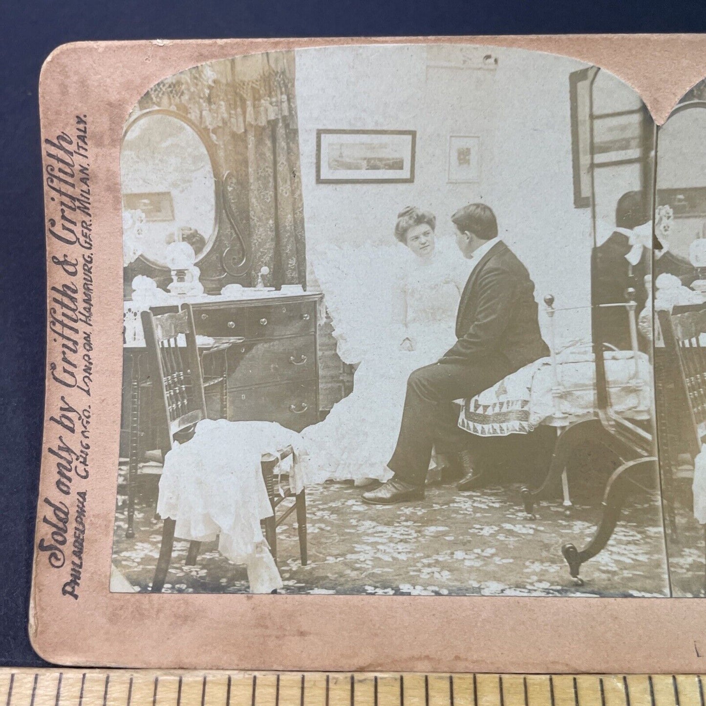 Antique 1900 Man Woman Talk After Getting Married Stereoview Photo Card P3343