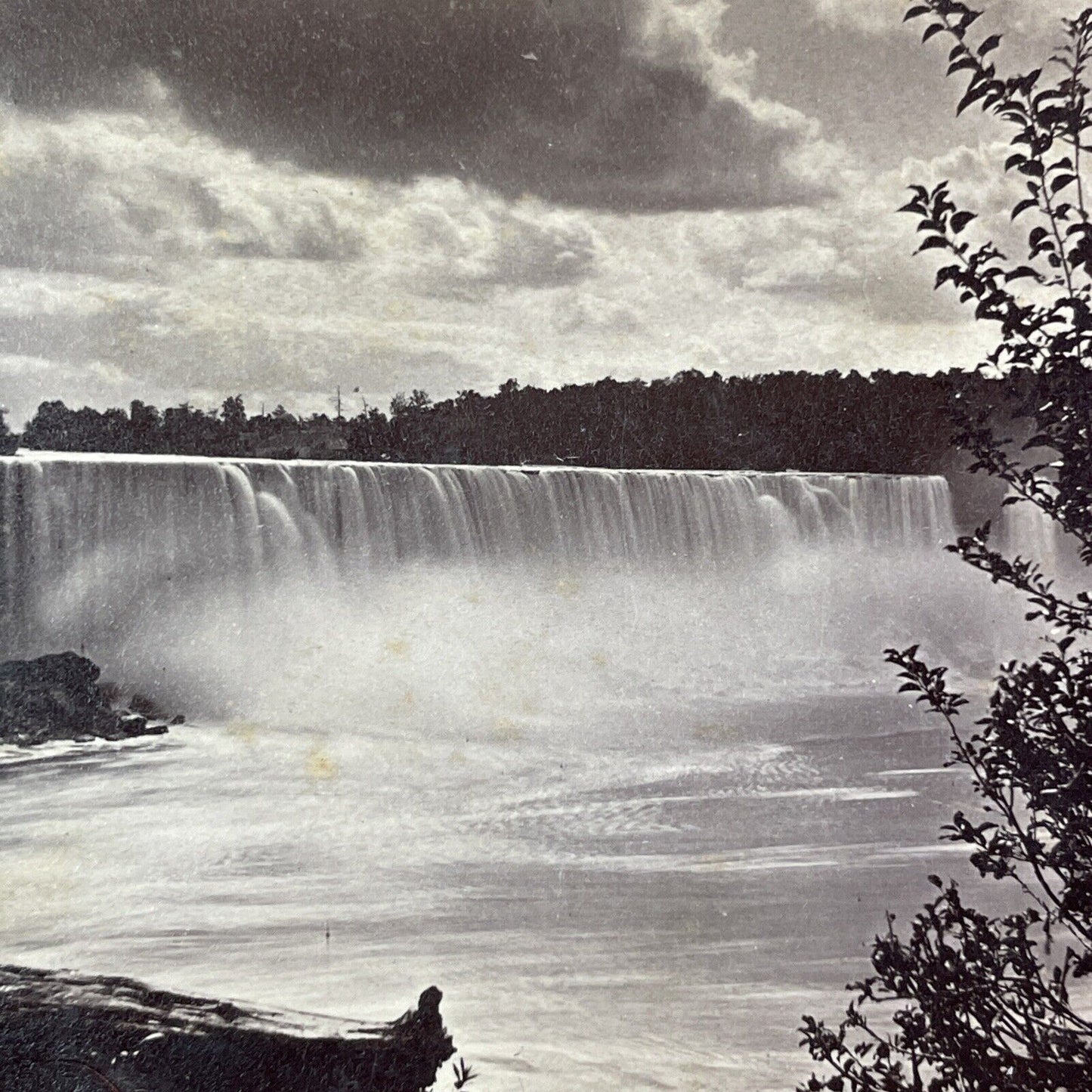 Niagara Falls Heavy Water Flow Stereoview Charles Bierstadt c1870s Y1845