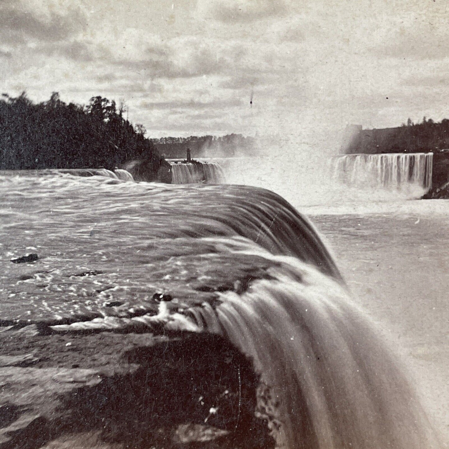 On the Edge of Niagara Falls New York Stereoview Charles Bierstadt c1870s Y1833