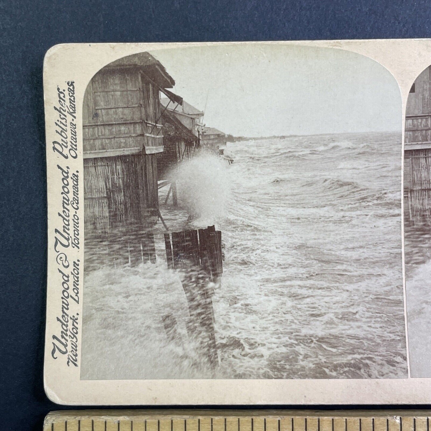 Rare Photo of a Typhoon Hurricane Stereoview Underwood Antique c1901 Y412