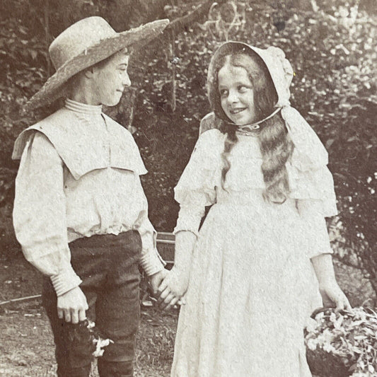 Antique 1900 Boy And Girl Hold Hands In Garden Stereoview Photo Card P4625